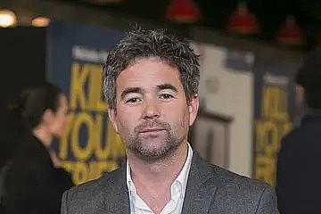 欧文·哈里斯 Owen Harris照片