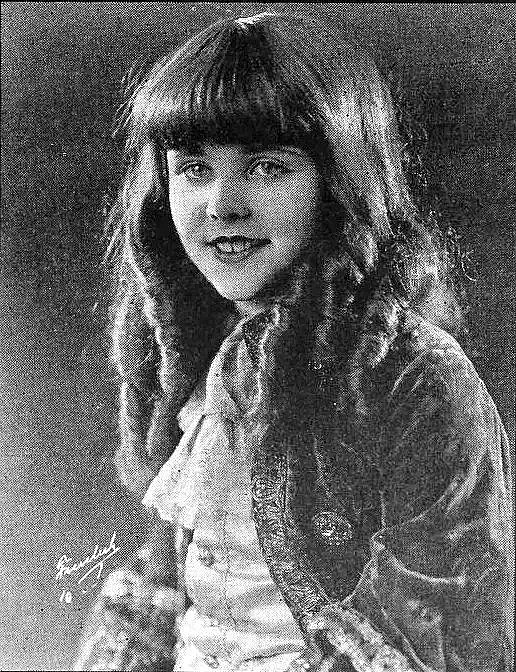 Peggy Cartwright照片