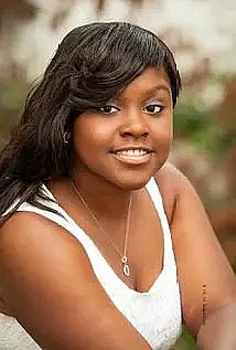 谢内尔·埃德蒙兹 Shenell Edmonds照片