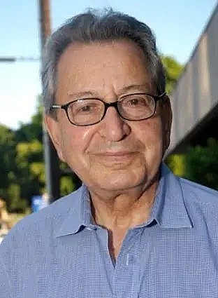 雷扎·巴蒂伊 Reza Badiyi照片