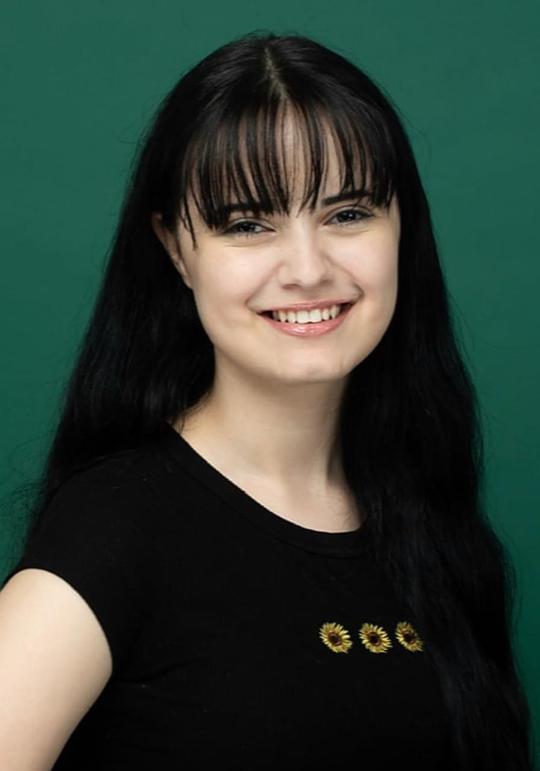 麦肯齐·米尔斯 Mackenzie Mills照片