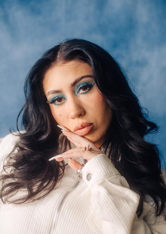 卡莉·乌奇斯 Kali Uchis照片