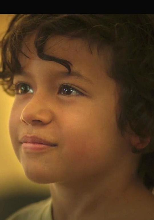 卡洛斯·索洛萨诺 Carlos Solórzano照片