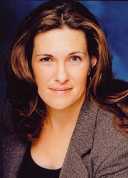 Lindsay Greenbush照片