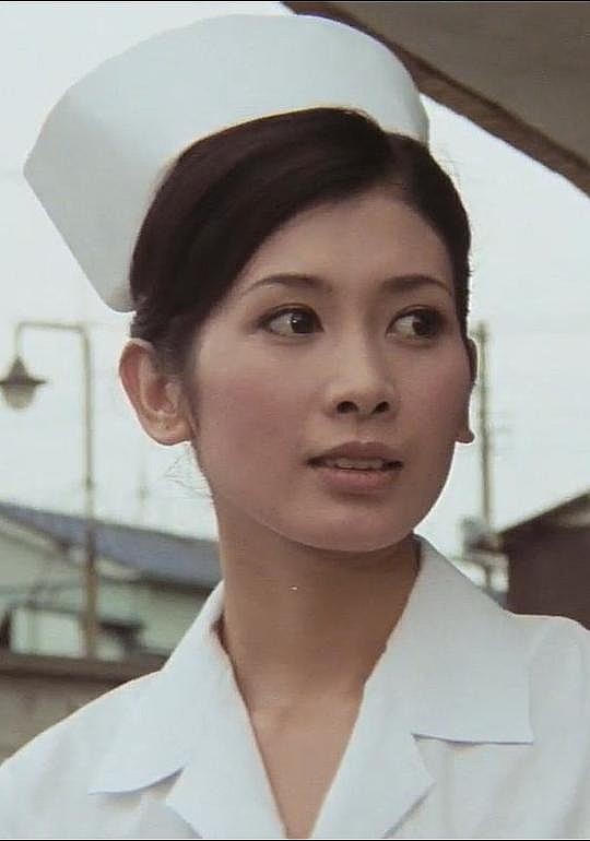 有吉瞳 Hitomi Ariyoshi照片