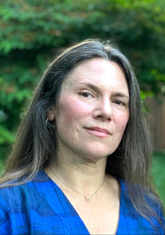 阿曼达·麦克拜恩 Amanda McBaine照片