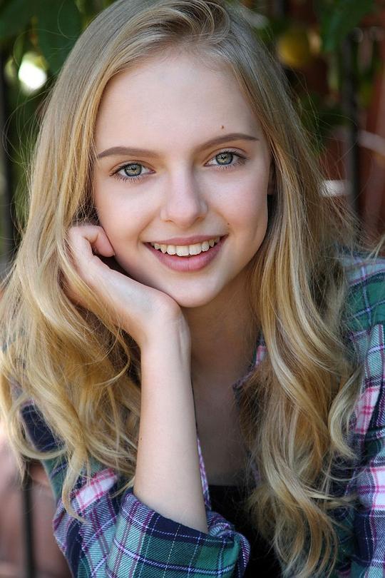 杰西卡·贝尔金 Jessica Belkin照片