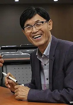 李炳勋 Byoung-hoon Lee照片