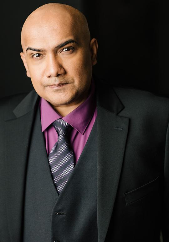 塞思·拉纳维拉 Seth Ranaweera照片