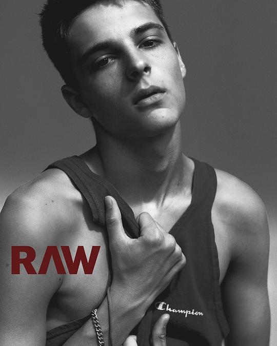 柯瑞·福格尔玛尼斯 Corey Fogelmanis照片