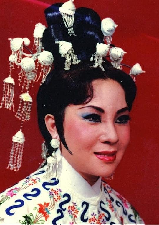 小艳秋照片