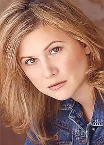 特里茜·古德 Tracey Gold照片