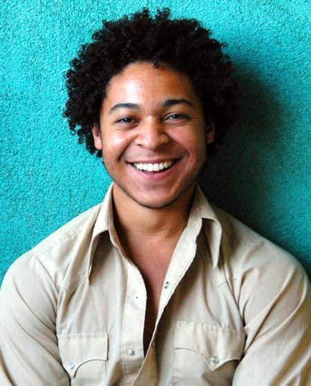 菲利普·安德瑞·波铁洛 Phillip Andre Botello照片