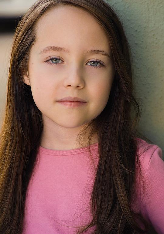 维维恩·莱拉·布莱尔 Vivien Lyra Blair照片