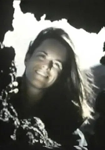 乔安娜·普莱斯特莉 Joanna Priestley照片