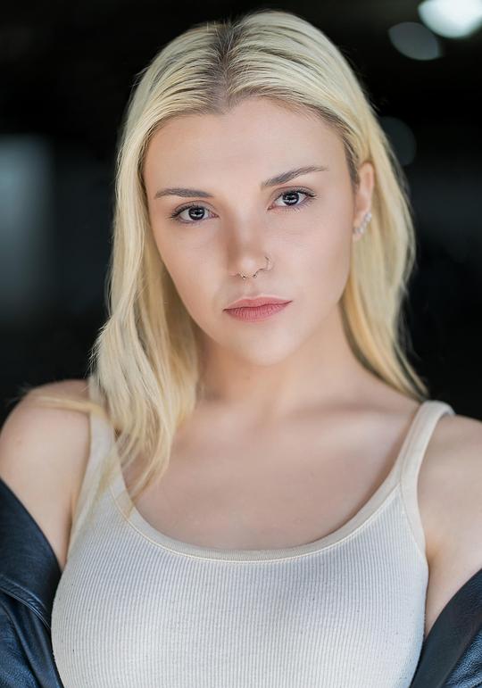 米歇尔·玛丽·贾克 Michelle Marie Jacquot照片