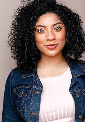 埃米莉·图农 Emily Tunon照片