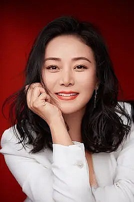 刘艺 Yi Liu照片