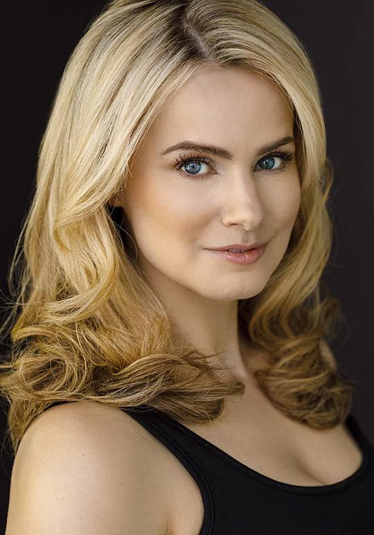 劳伦·布格利里 Lauren Buglioli照片