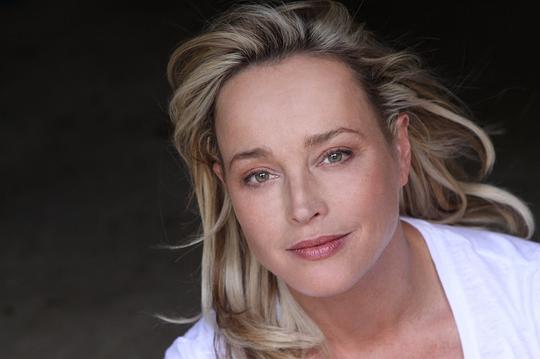 Allison Mackie照片