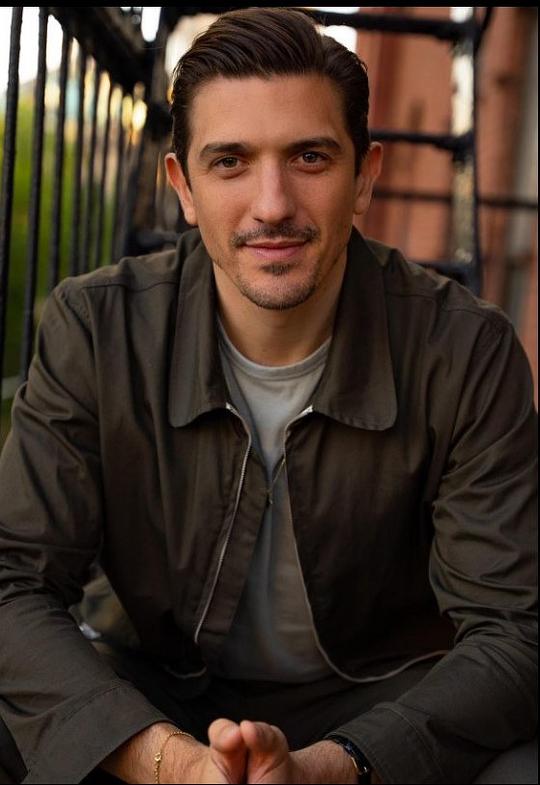 安德鲁·舒尔茨 Andrew Schulz照片