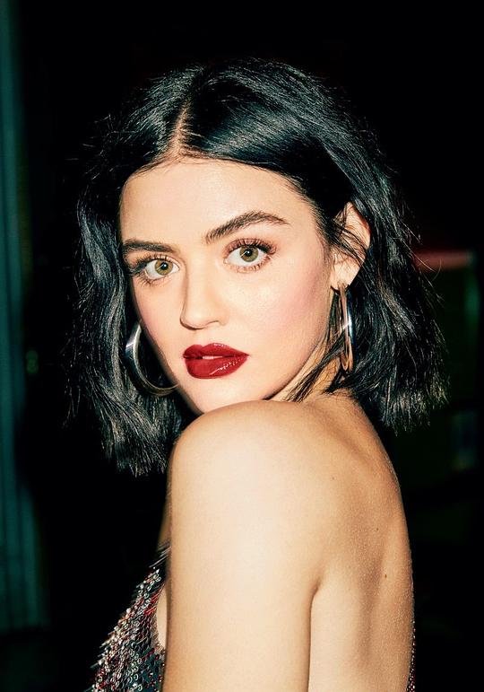 露西·海尔 Lucy Hale照片