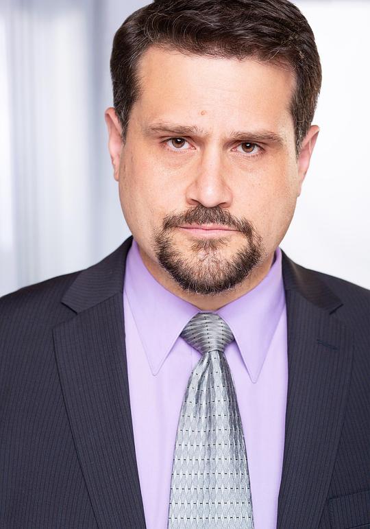 路易斯·R·埃尔南德斯 Luis R. Hernandez照片