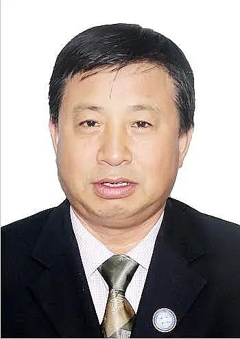 于河 He Yu照片