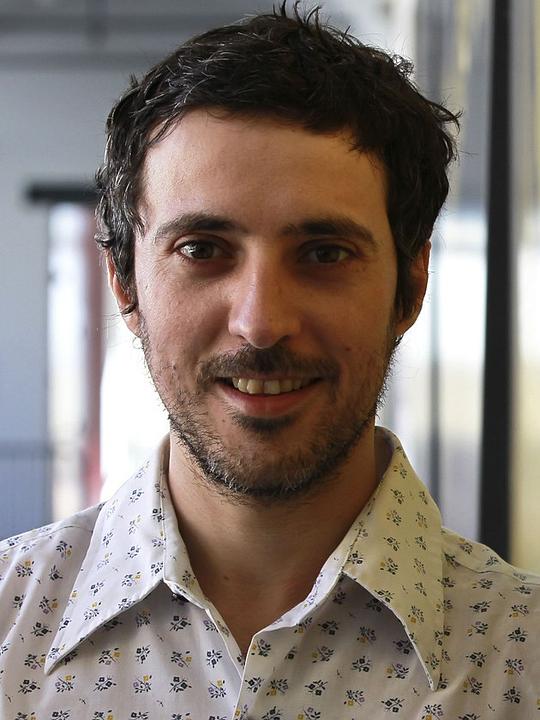 安德烈斯·赫尔德鲁迪克斯 Andrés Gertrúdix照片