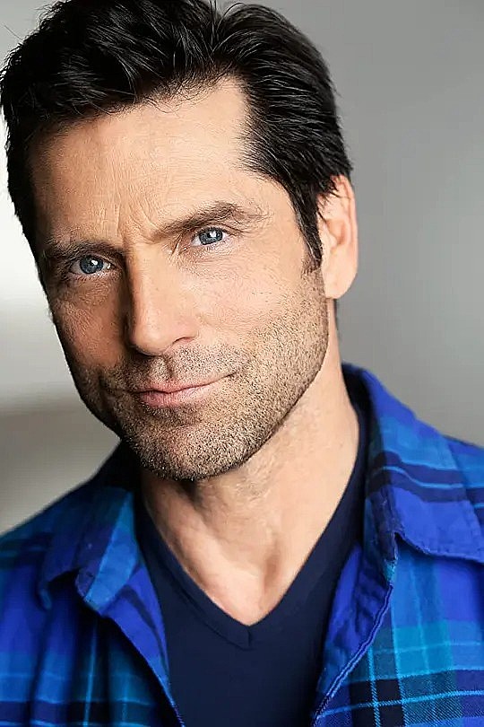 杰拉德·克里斯托弗 Gerard Christopher照片