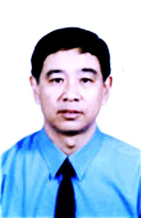 强小柏 Xiaobo Qiang照片