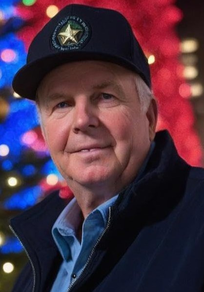 埃纳尔·哈拉尔松 Einar Haraldsson照片