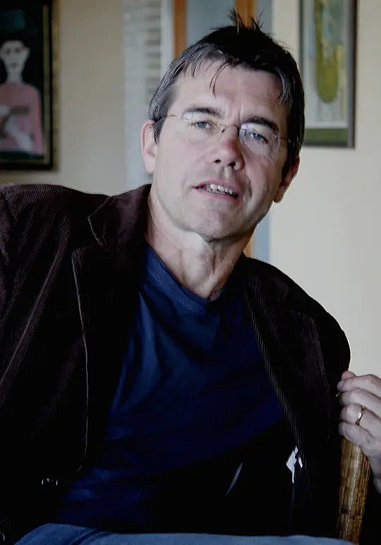 史蒂芬·吉伦哈尔 Stephen Gyllenhaal照片