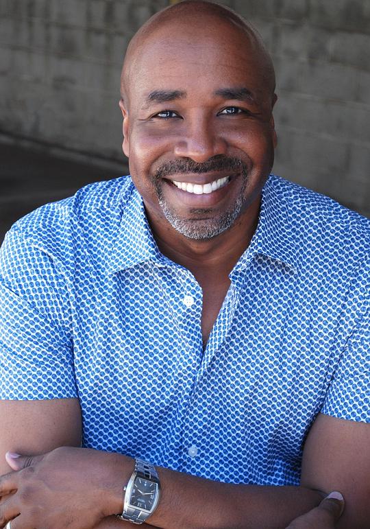 艾伦·科尔曼 Aaron Coleman照片