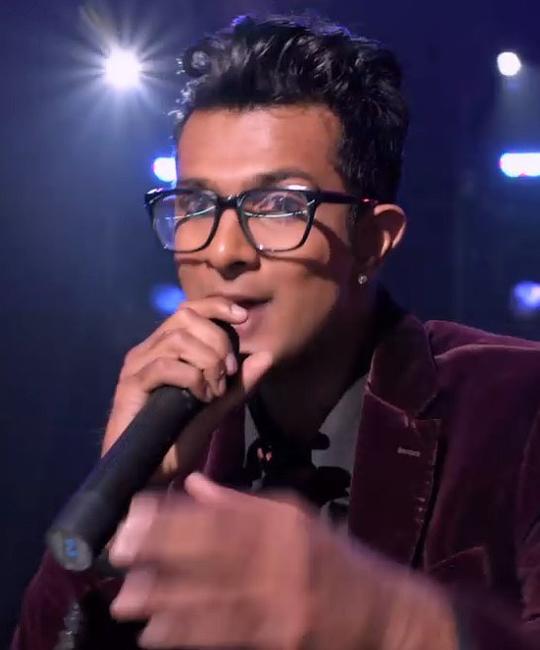 乌特卡什·安邦德卡尔 Utkarsh Ambudkar照片