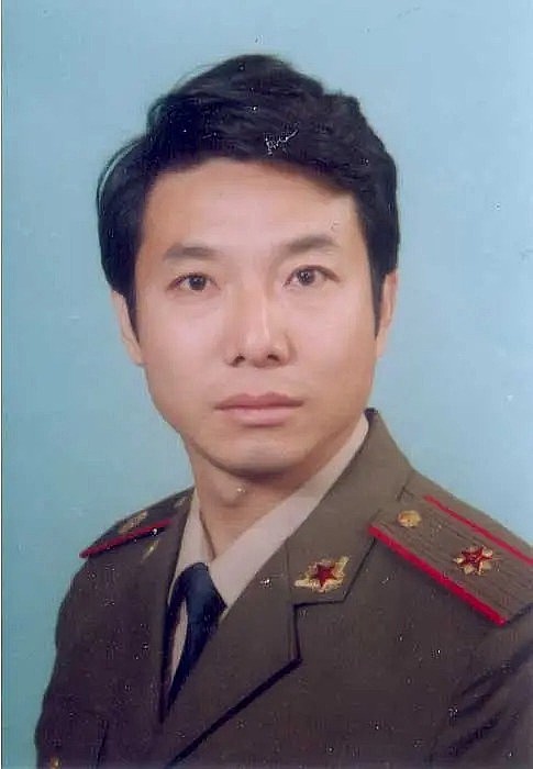荆明华 Minghua Jing照片