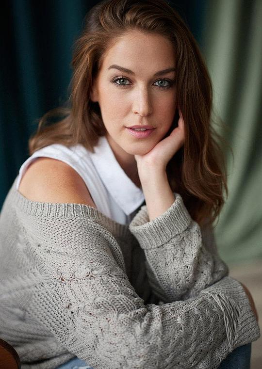 Meghan Gabruch照片