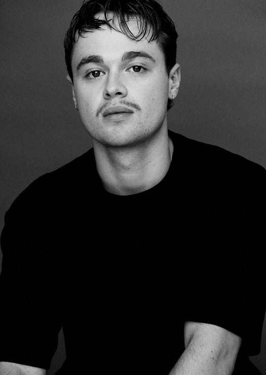 诺亚·帕克 Noah Parker照片