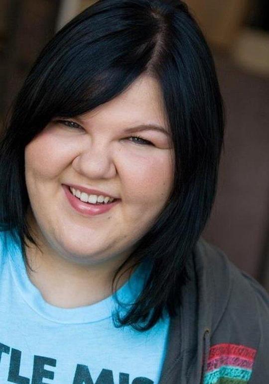 艾什丽·芬克 Ashley Fink照片