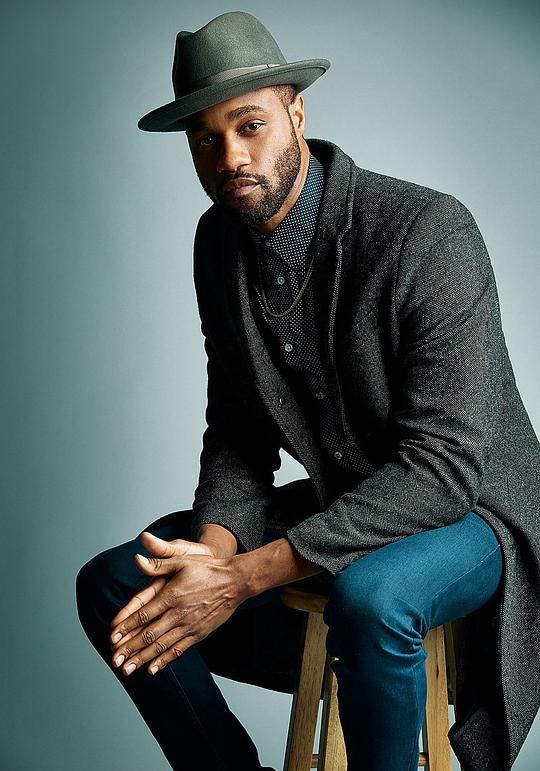 詹姆斯·布兰德 James Bland照片