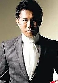 罗礼贤 Bruce Law照片
