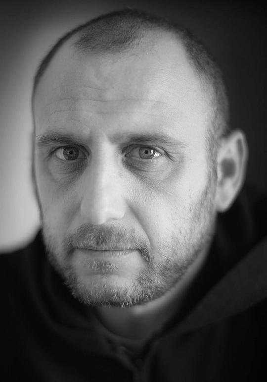 肖尔·施瓦茨 Shaul Schwarz照片