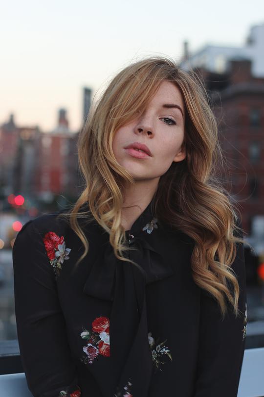 科特妮·哈芙森 Courtney Halverson照片