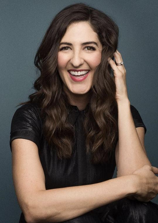 达茜·卡尔登 D'Arcy Carden照片