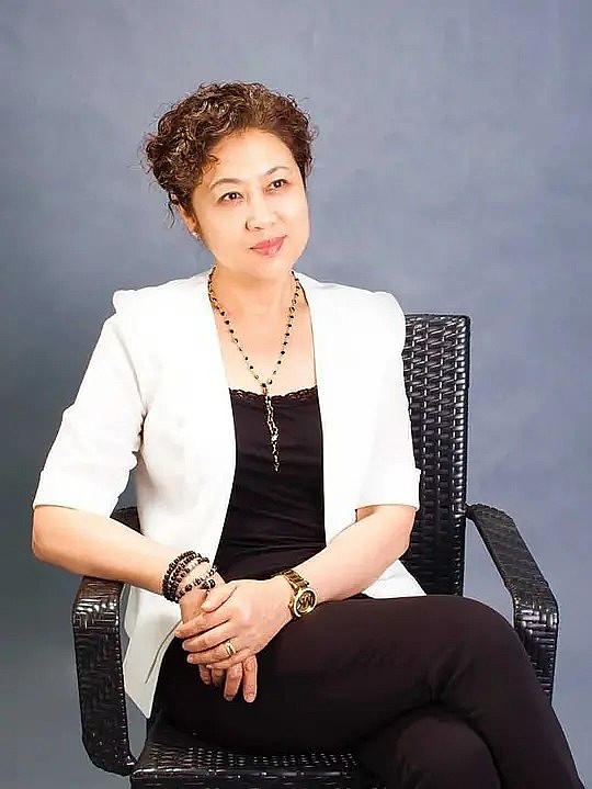 张舒云 Shuyun Zhang照片