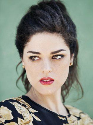 考莉·埃尔南德斯 Callie Hernandez照片