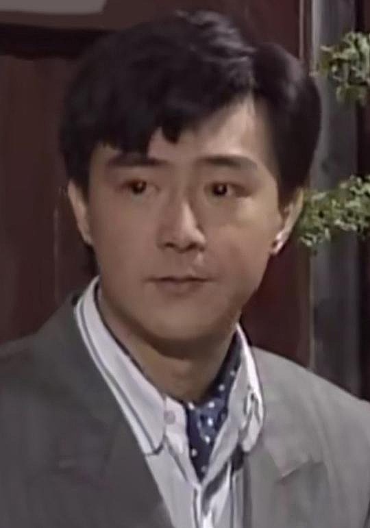 周韦杰 Wei-chie Chou照片