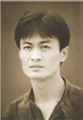 牛力威 Liwei Niu照片
