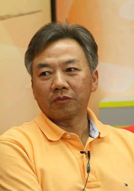 延艺云 Yiyun Yan照片