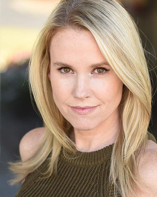 凯莉·科林斯·林茨 Kelly Collins Lintz照片